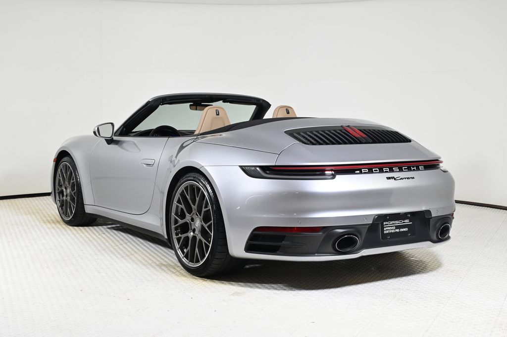 2022 Porsche 911 4 photo 3