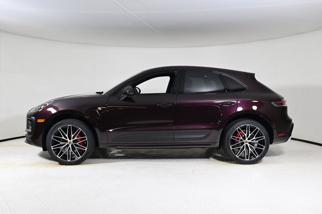 2026 Porsche Macan S photo 2