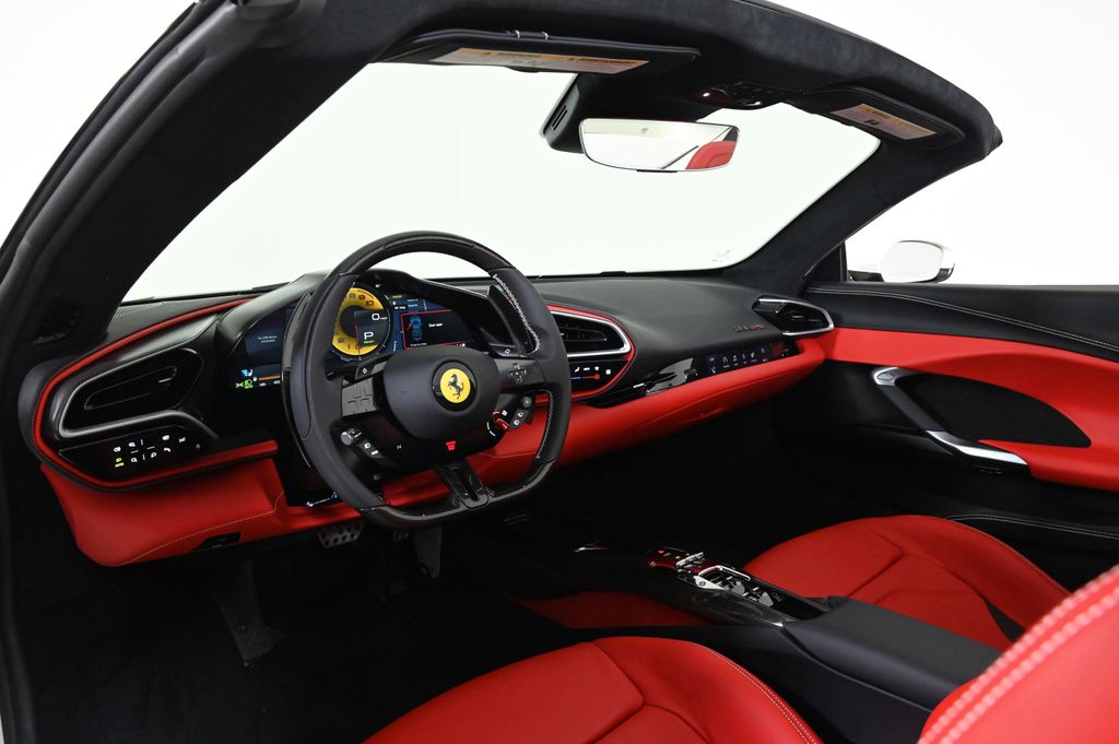 2025 Ferrari 296 GTS photo 3