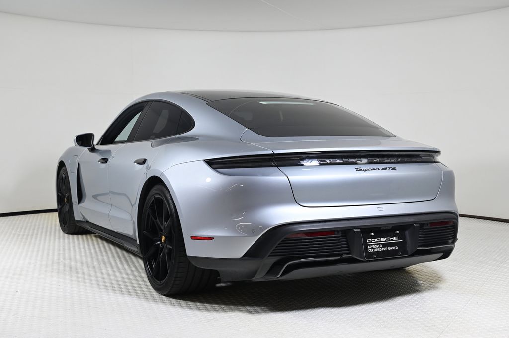 2023 Porsche Taycan GTS photo 3