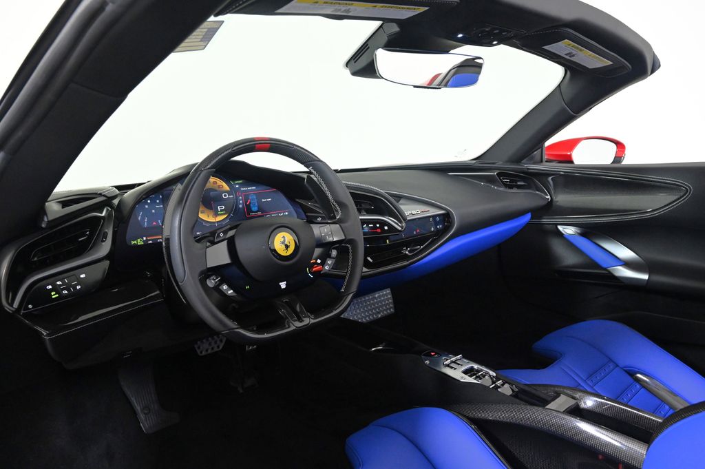 2023 Ferrari SF90 Spider photo 3