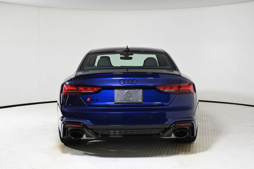 2022 Audi RS 5 photo 4