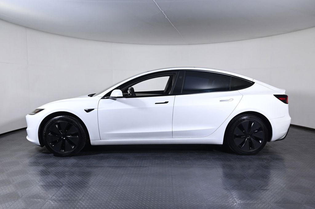 2024 Tesla Model 3 photo 2