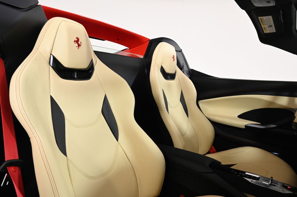 2024 Ferrari 296 GTS photo 4