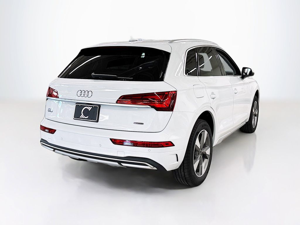 2025 Audi Q5 Premium Plus 40 TFSI photo 4