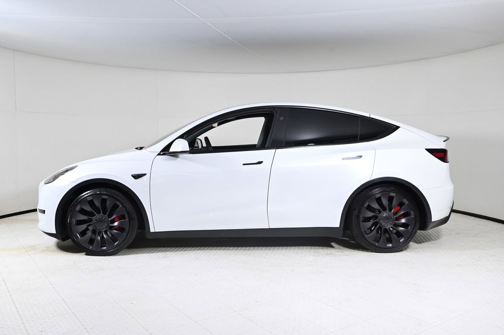 Used 2024 Tesla Model Y Performance with VIN 7SAYGDEF8RA321981 for sale in Kansas City