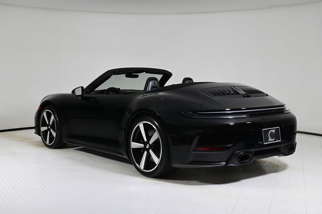 2026 Porsche 911 4S photo 3