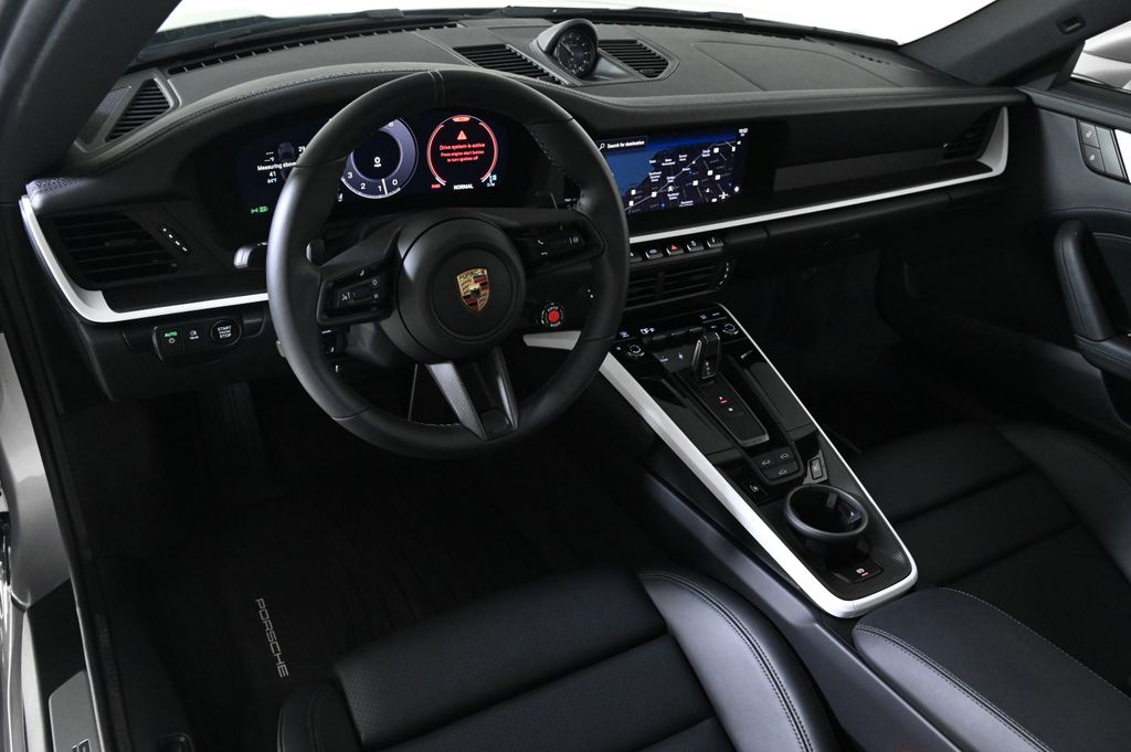 2025 Porsche 911 S photo 4