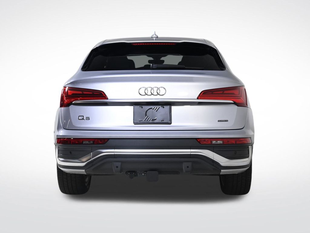 2023 Audi Q5 Sportback 45 S line Premium photo 2