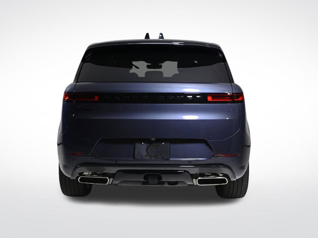 2025 Land Rover Range Rover Sport SE photo 4