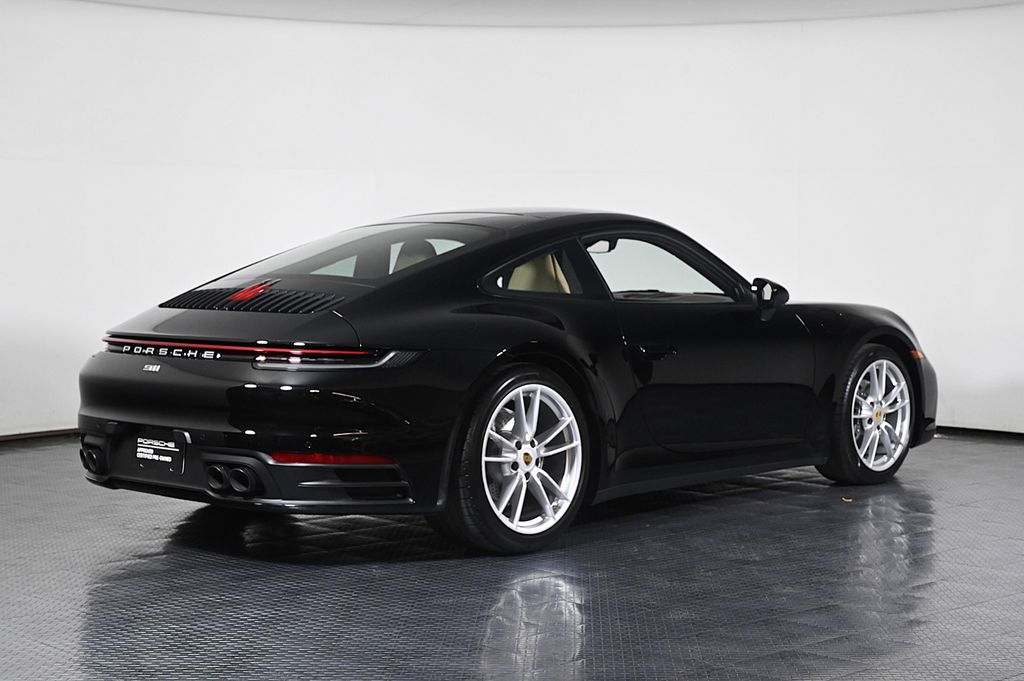 2024 Porsche 911 - Photo 7
