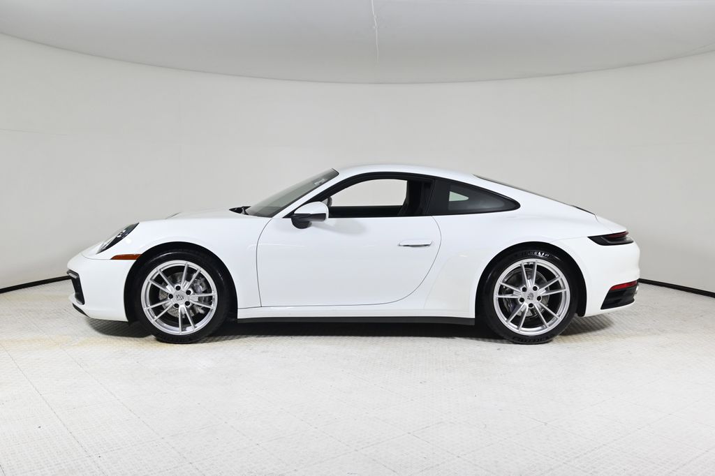 2021 Porsche 911 4 photo 2
