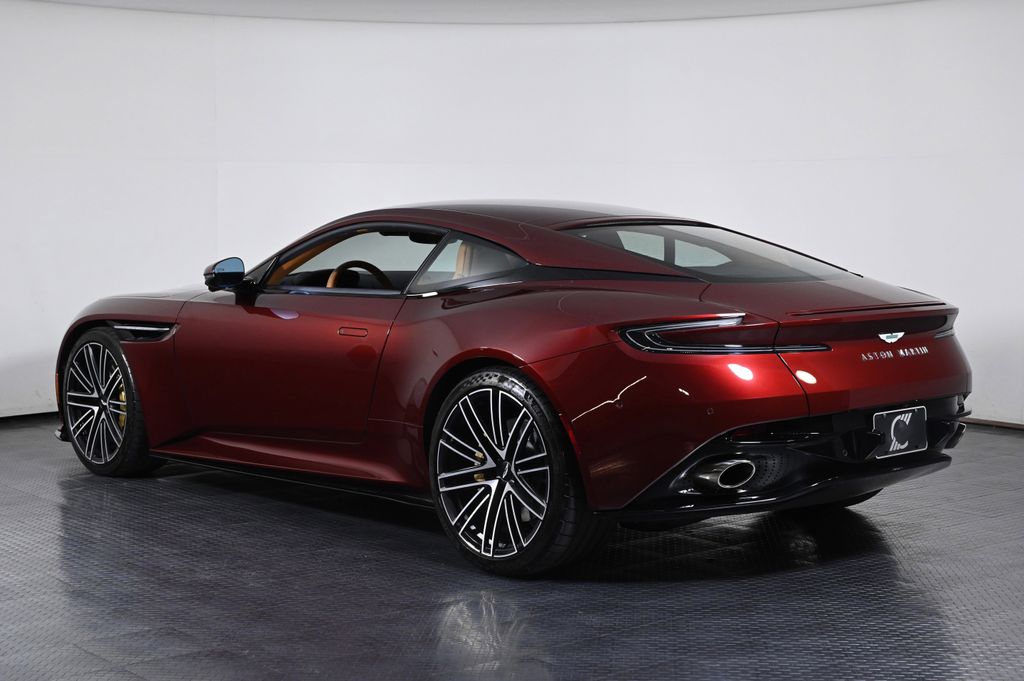 2024 Aston Martin DB12 V12 AM5 photo 2