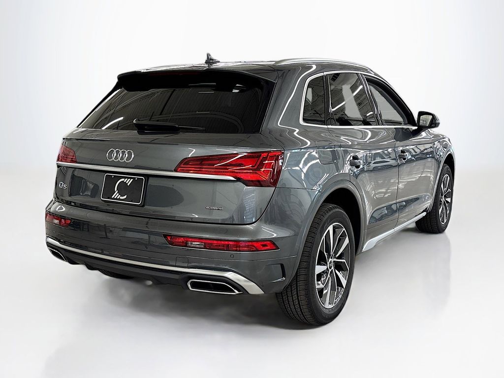 2025 Audi Q5 S line Premium Plus photo 4
