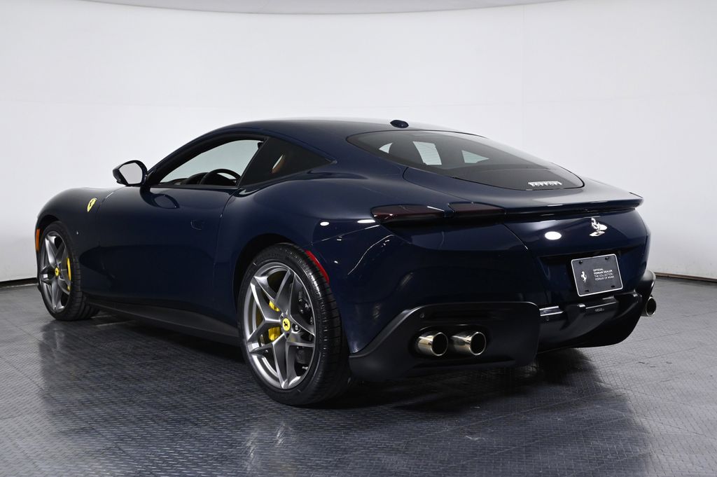 2023 Ferrari Roma photo 2
