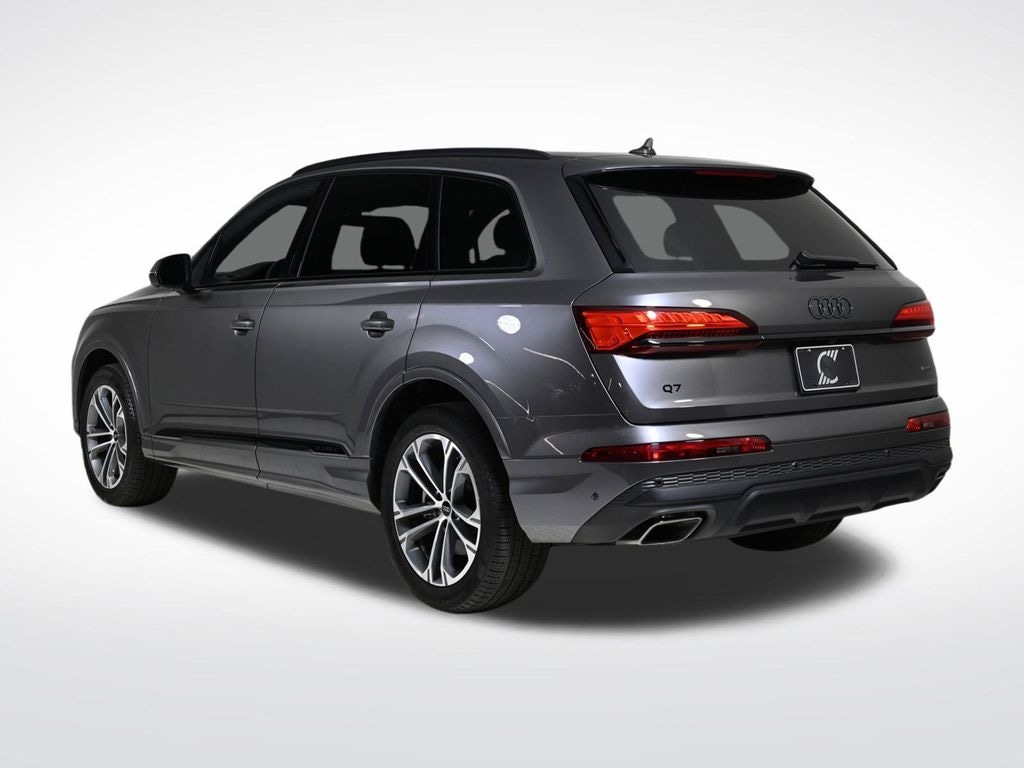 Certified 2025 Audi Q7 45 Premium SUV