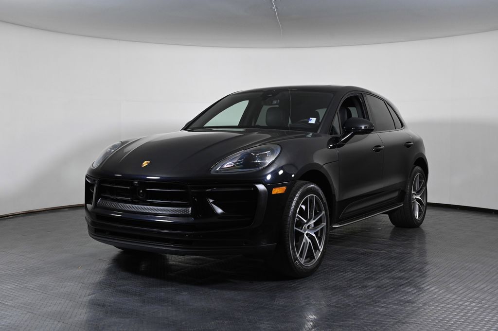 2023 Porsche Macan