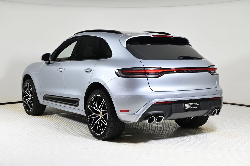 2024 Porsche Macan Base photo 3