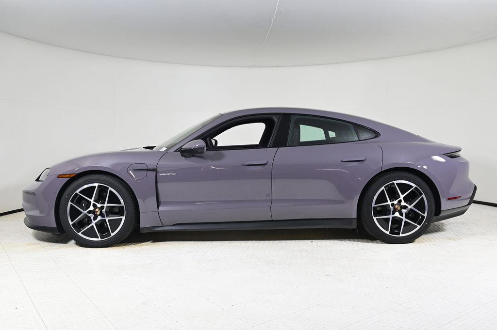 2025 Porsche Taycan 4 photo 2