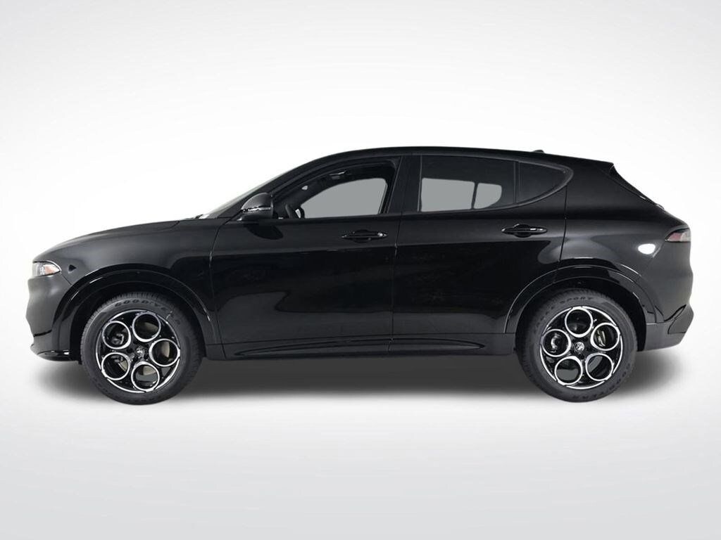 Used 2025 Alfa Romeo Tonale Base SUV