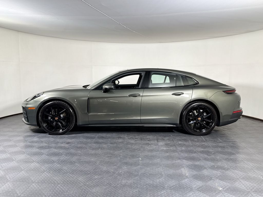 2026 Porsche Panamera Base - Photo 2