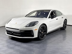 2026 Porsche Panamera Sedan