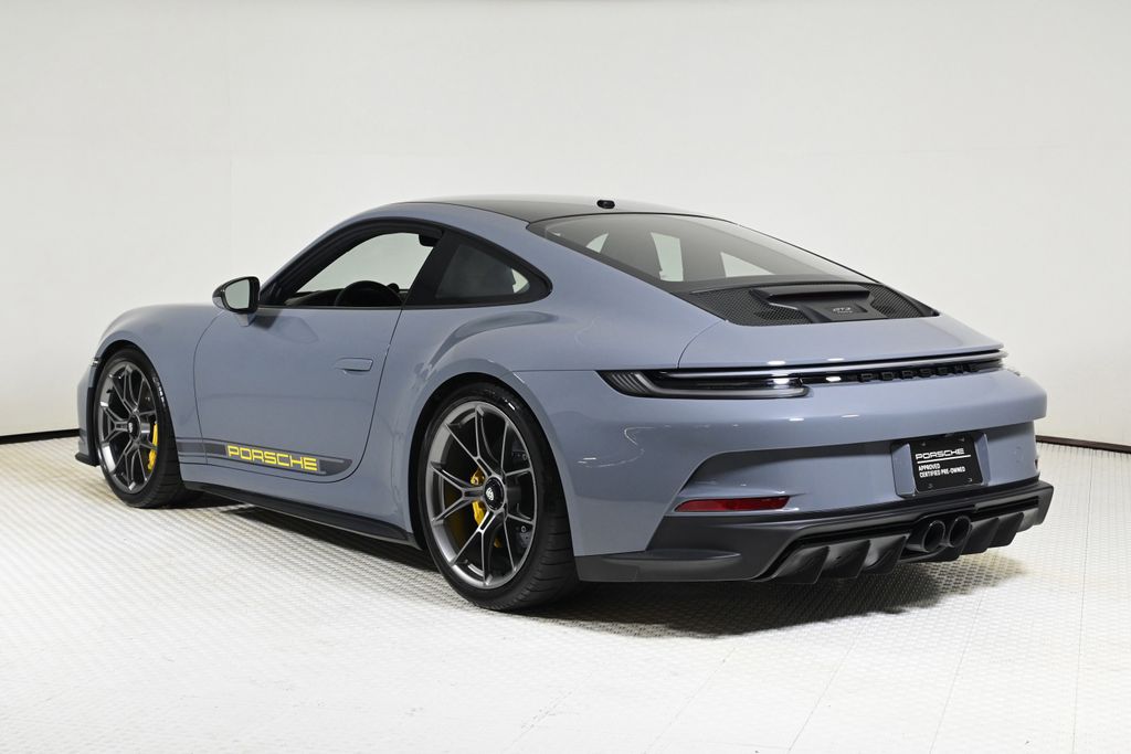 2023 Porsche 911 GT3 photo 3
