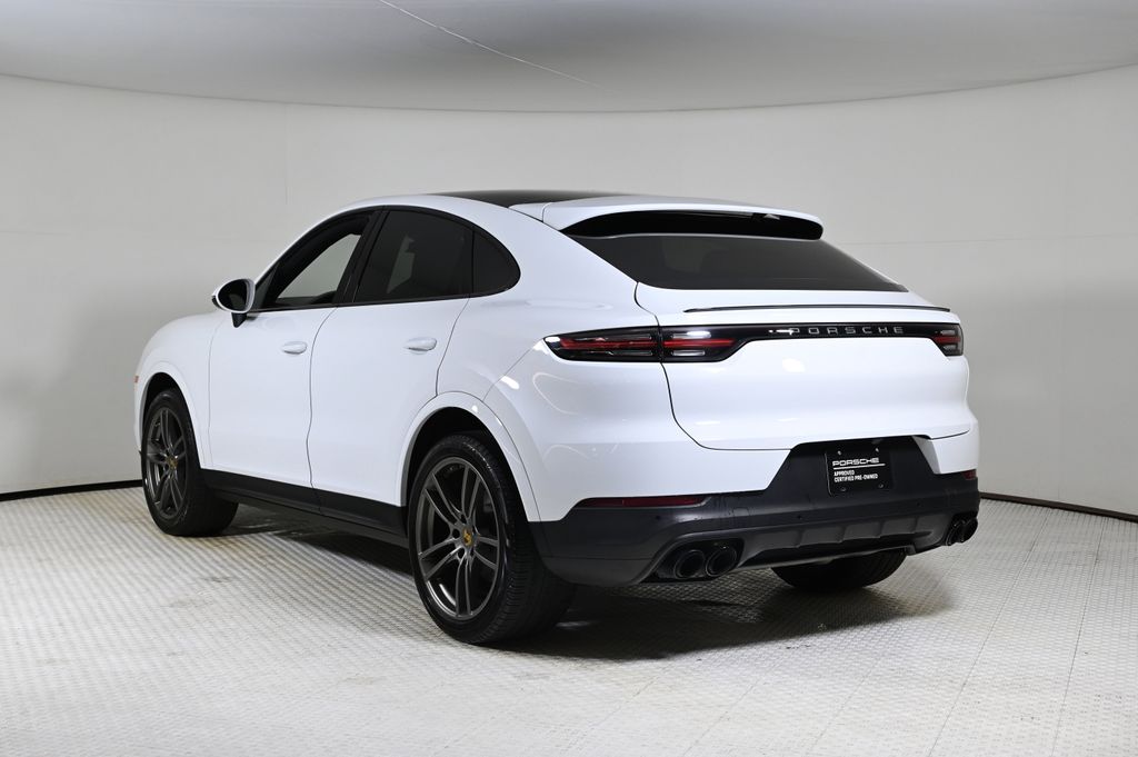 2020 Porsche Cayenne Base photo 3