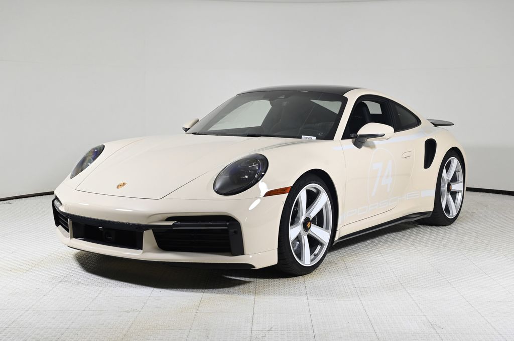 2025 Porsche 911