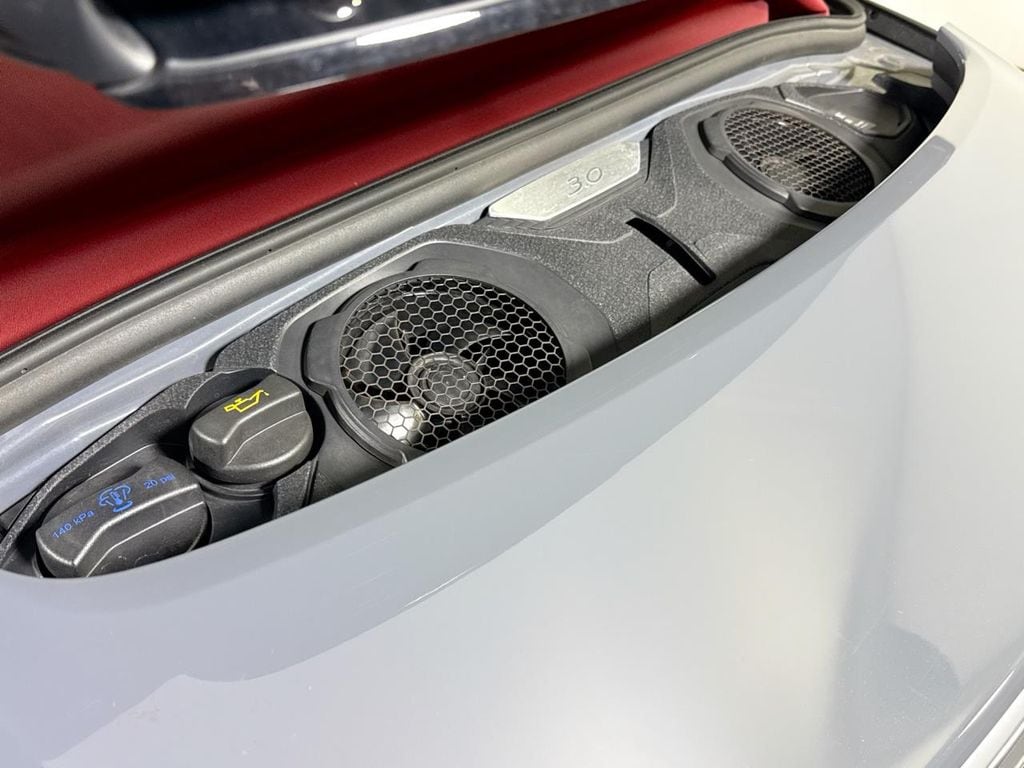 2025 Porsche 911 - Photo 28