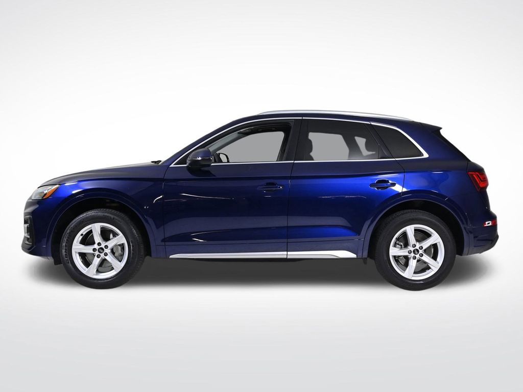 2023 Audi Q5 40 Premium photo 2