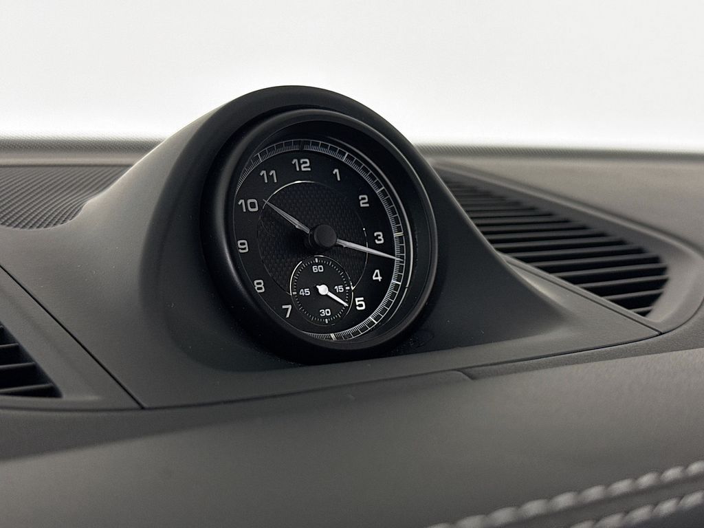 2025 Porsche Macan S - Photo 22