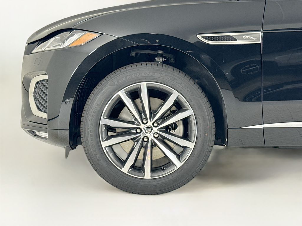 2026 Jaguar F-Pace R-Dynamic S - Photo 25