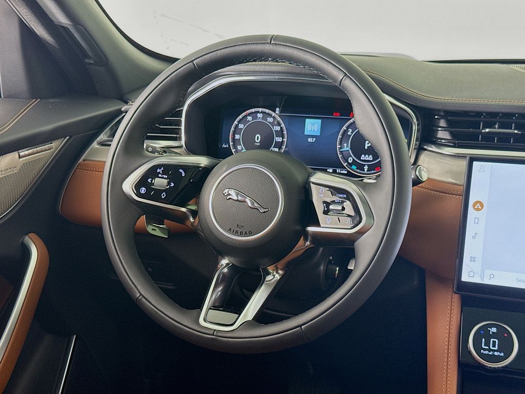 2026 Jaguar F-Pace R-Dynamic S - Photo 21