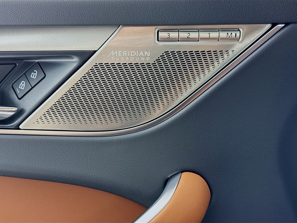 2026 Jaguar F-Pace R-Dynamic S - Photo 18