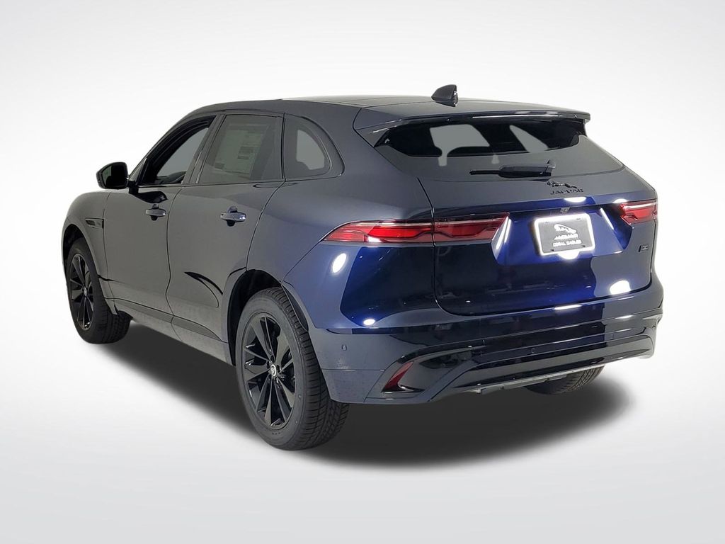 2026 Jaguar F-PACE P250 R-Dynamic S photo 3