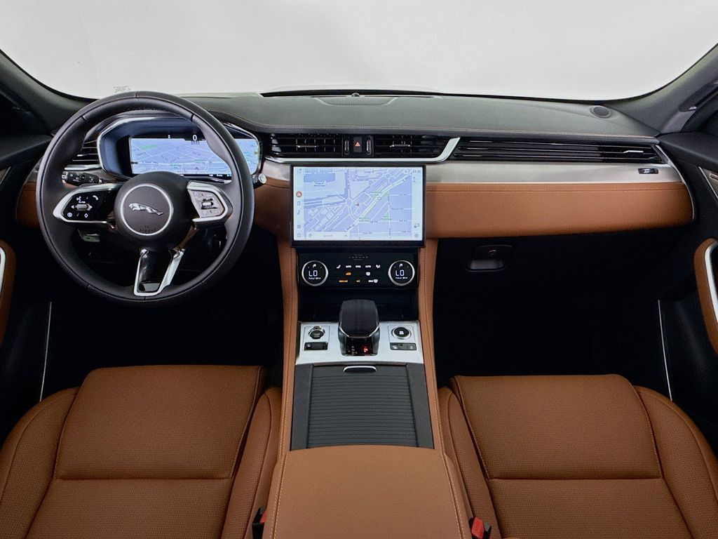 2026 Jaguar F-Pace R-Dynamic S - Photo 8