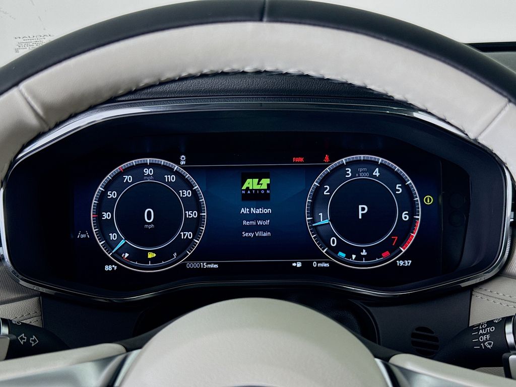 2026 Jaguar F-Pace R-Dynamic S - Photo 10