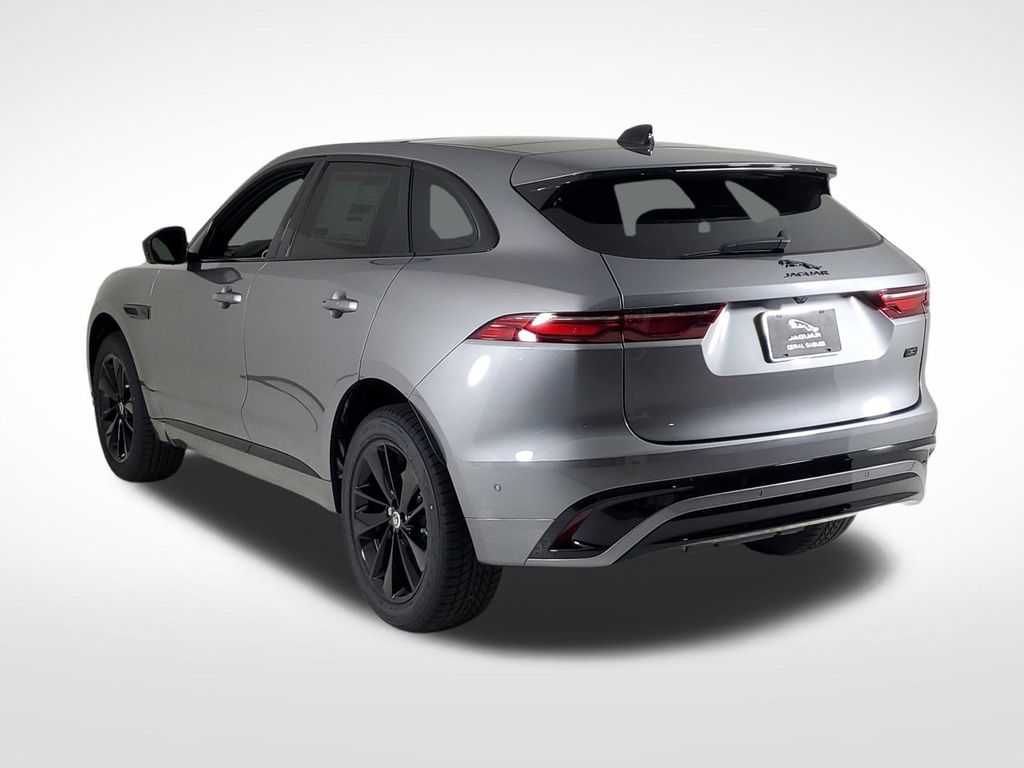 2026 Jaguar F-PACE P250 R-Dynamic S photo 2