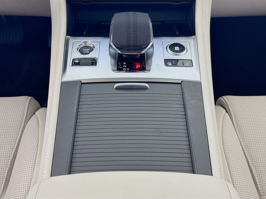 2026 Jaguar F-Pace R-Dynamic S - Photo 12