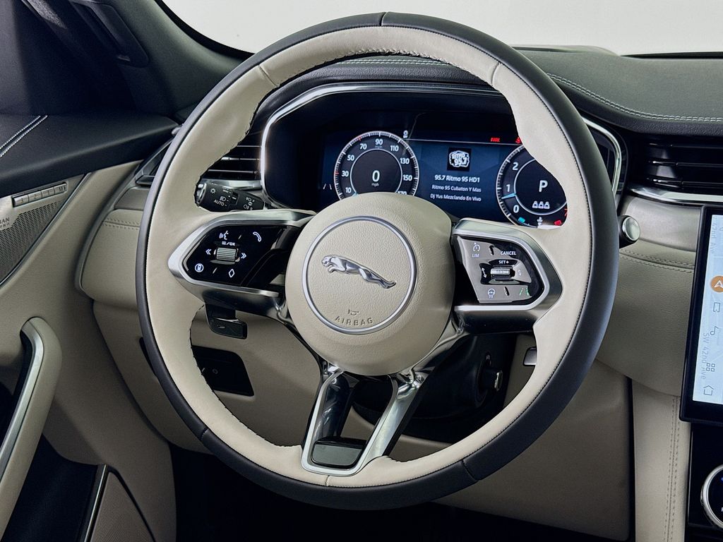 2026 Jaguar F-Pace R-Dynamic S - Photo 21