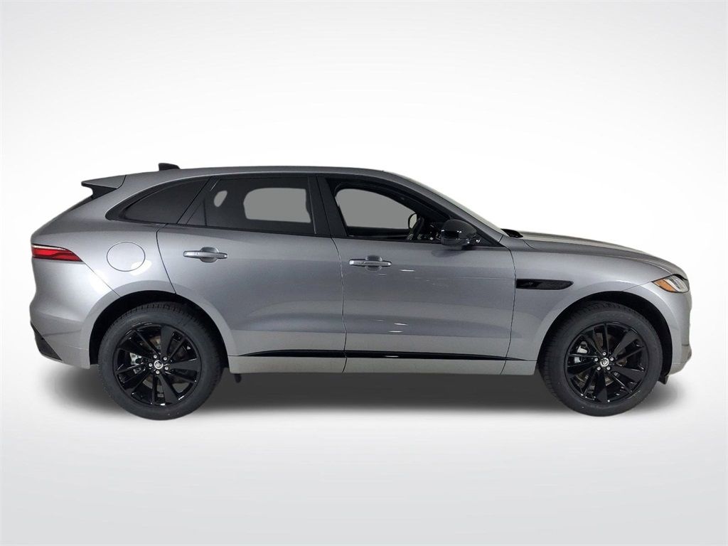 2025 Jaguar F-PACE P250 R-Dynamic S photo 2