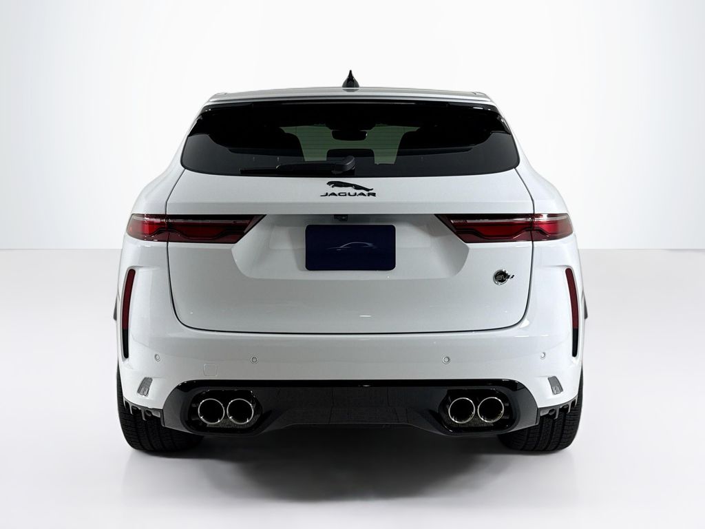 2026 Jaguar F-PACE SVR photo 4