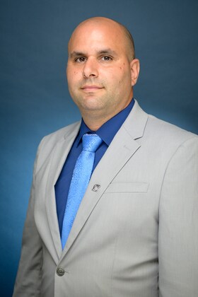 Staff member Ali Vinni Cannava from fc27f50725a2