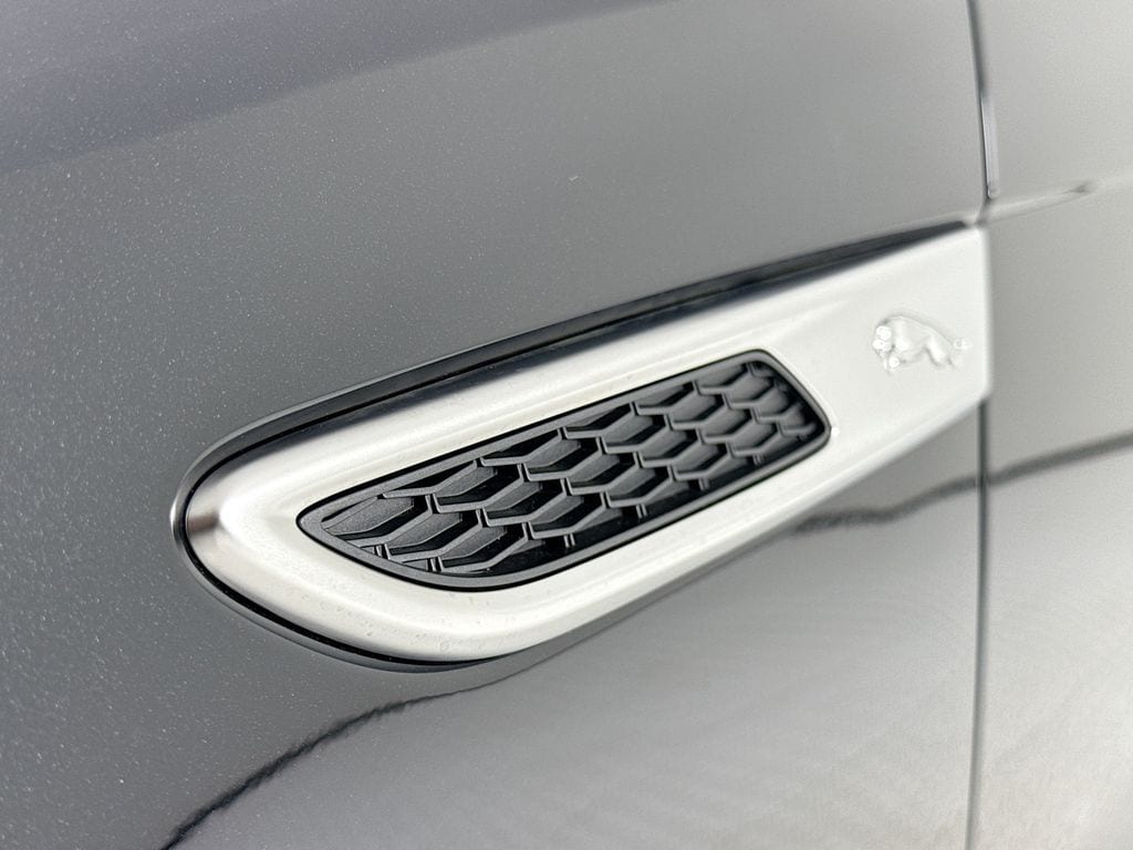 2026 Jaguar F-Pace R-Dynamic S - Photo 22