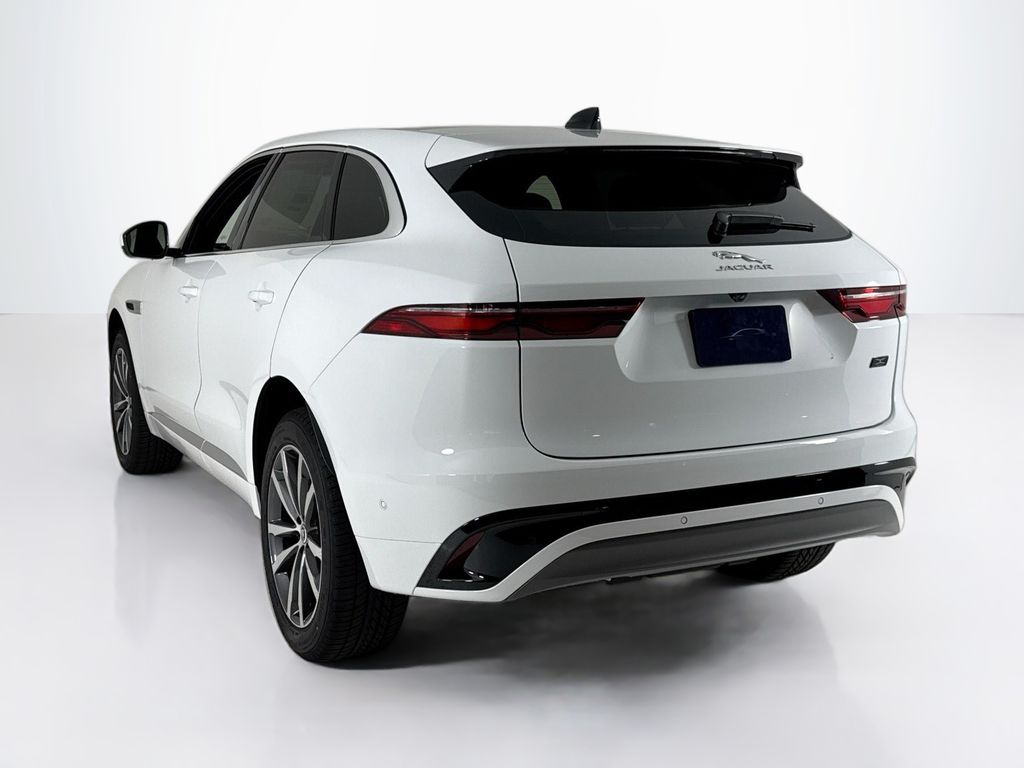 2026 Jaguar F-PACE P250 R-Dynamic S photo 3