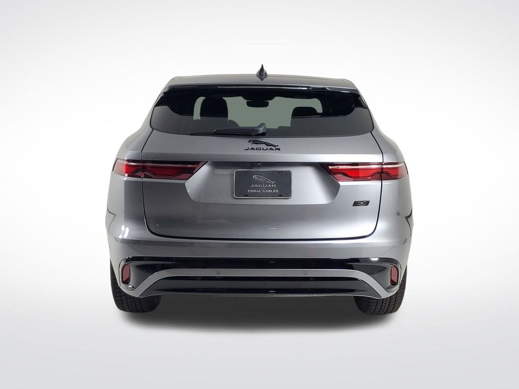 2026 Jaguar F-PACE P250 R-Dynamic S photo 3