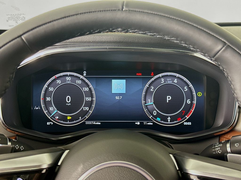 2026 Jaguar F-Pace R-Dynamic S - Photo 10
