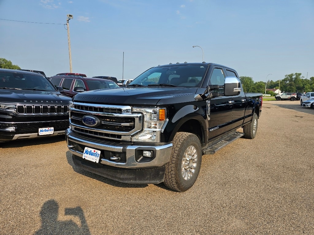 Used 2022 Ford F-350 Super Duty Lariat with VIN 1FT8W3BT7NED53999 for sale in Minot, ND