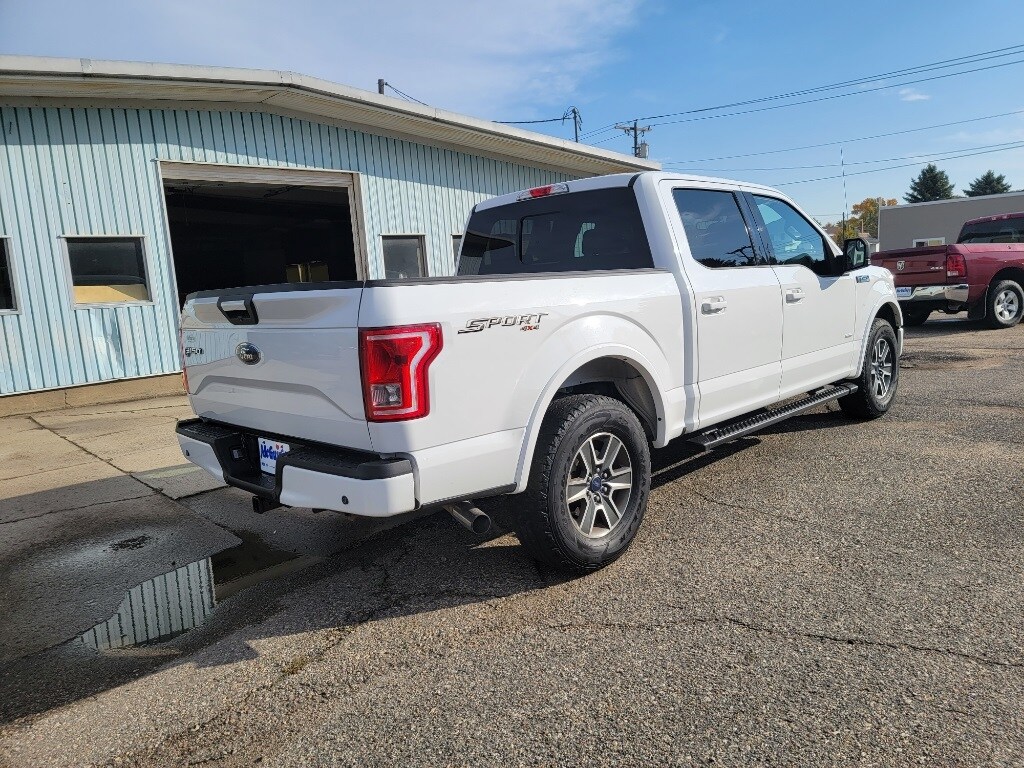 2016 Ford F-150 XLT photo 3